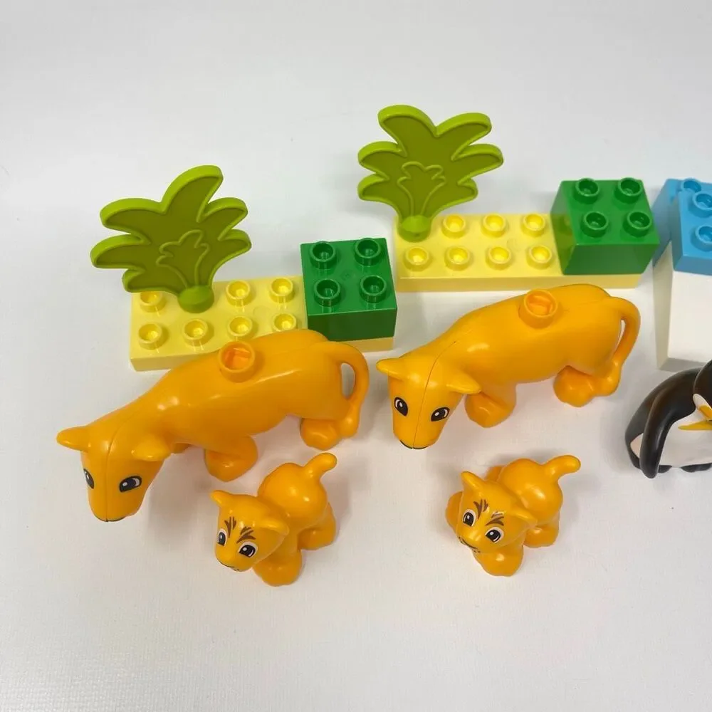 Lego Duplo Animal Families Penguins & Lions 10442 2 Sets Preowned Building Block